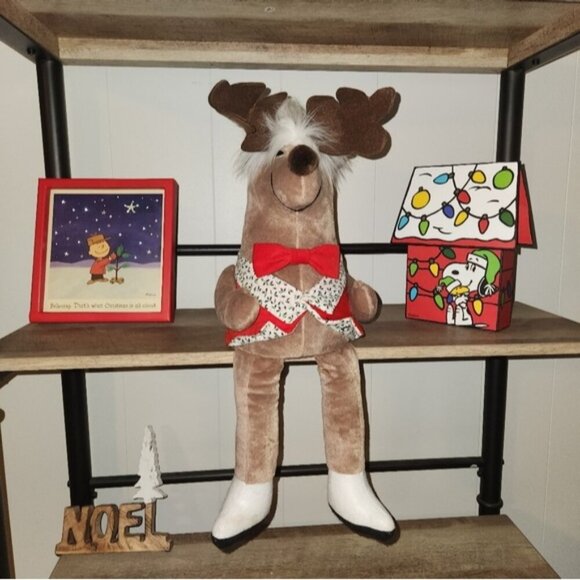 Musical Reindeer Shelf Sittet Ornament Home Decor Rudolph Christmas Vintage 90s - Picture 1 of 4